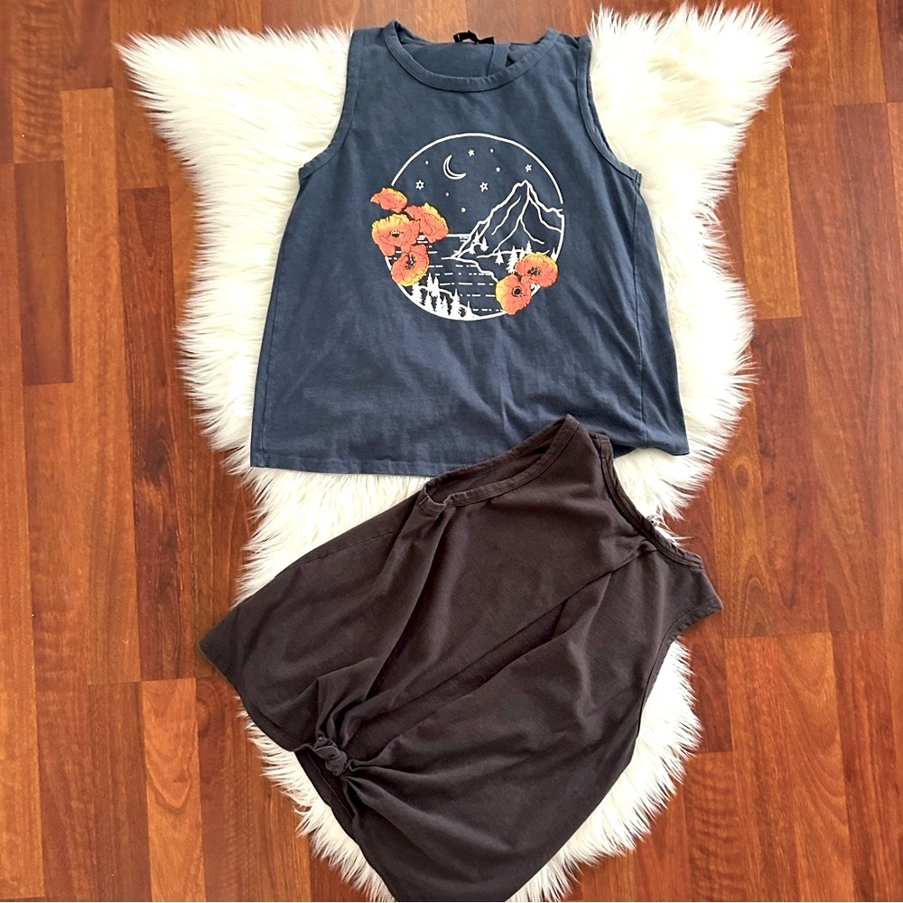 Tie Back Tank Top Bundle - Picture 2 of 10